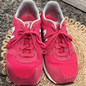 New Balance sneakers. Great condition.